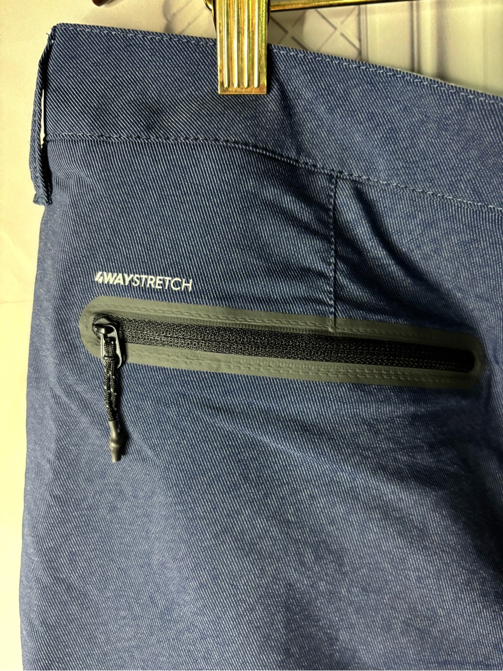 Quicksilver Men’s Amphibian Hybrid Navy Performance Shorts, Size 34 - Picture 4 of 8
